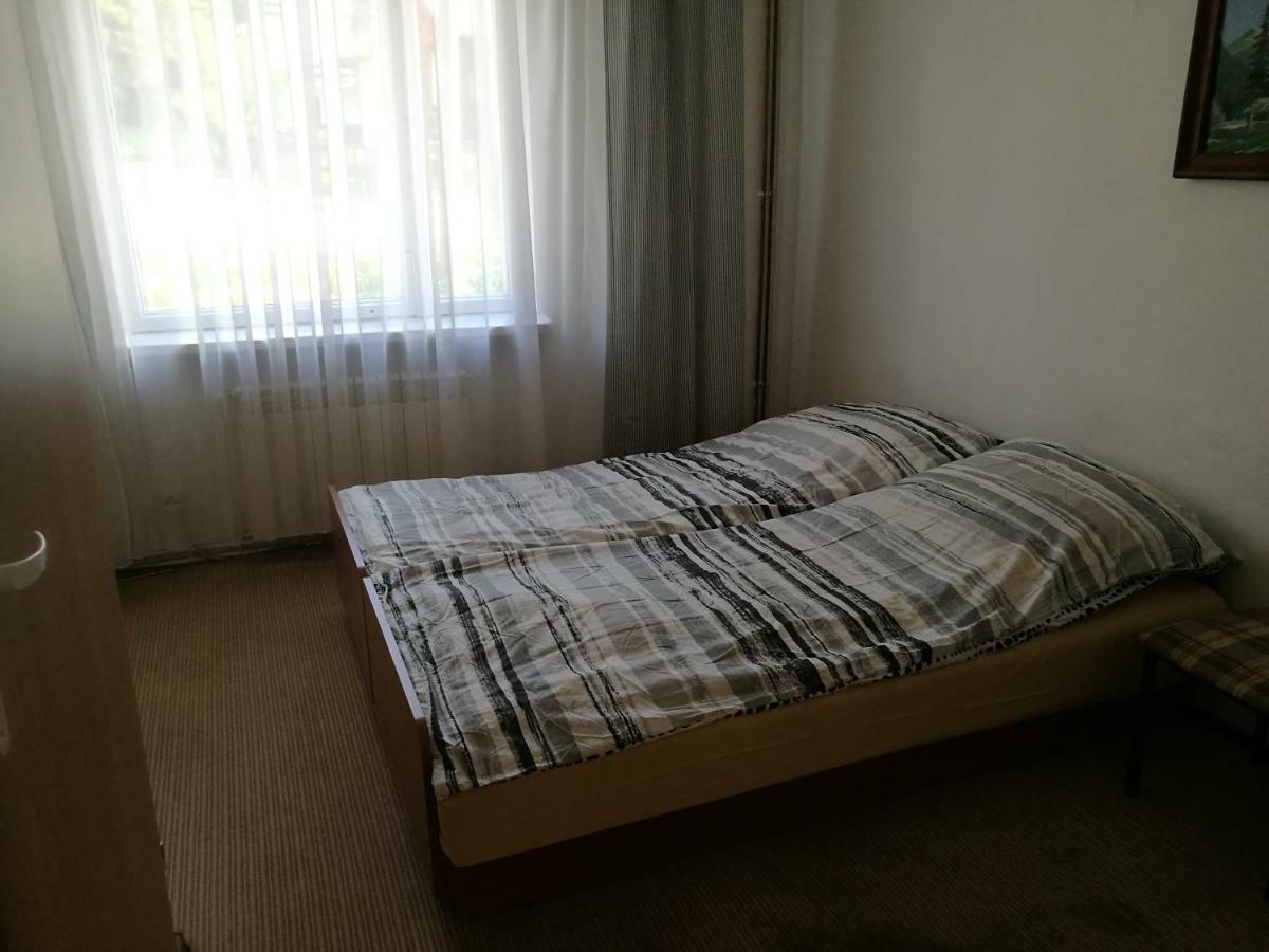 Milusia Hotel Мушина Екстериор снимка